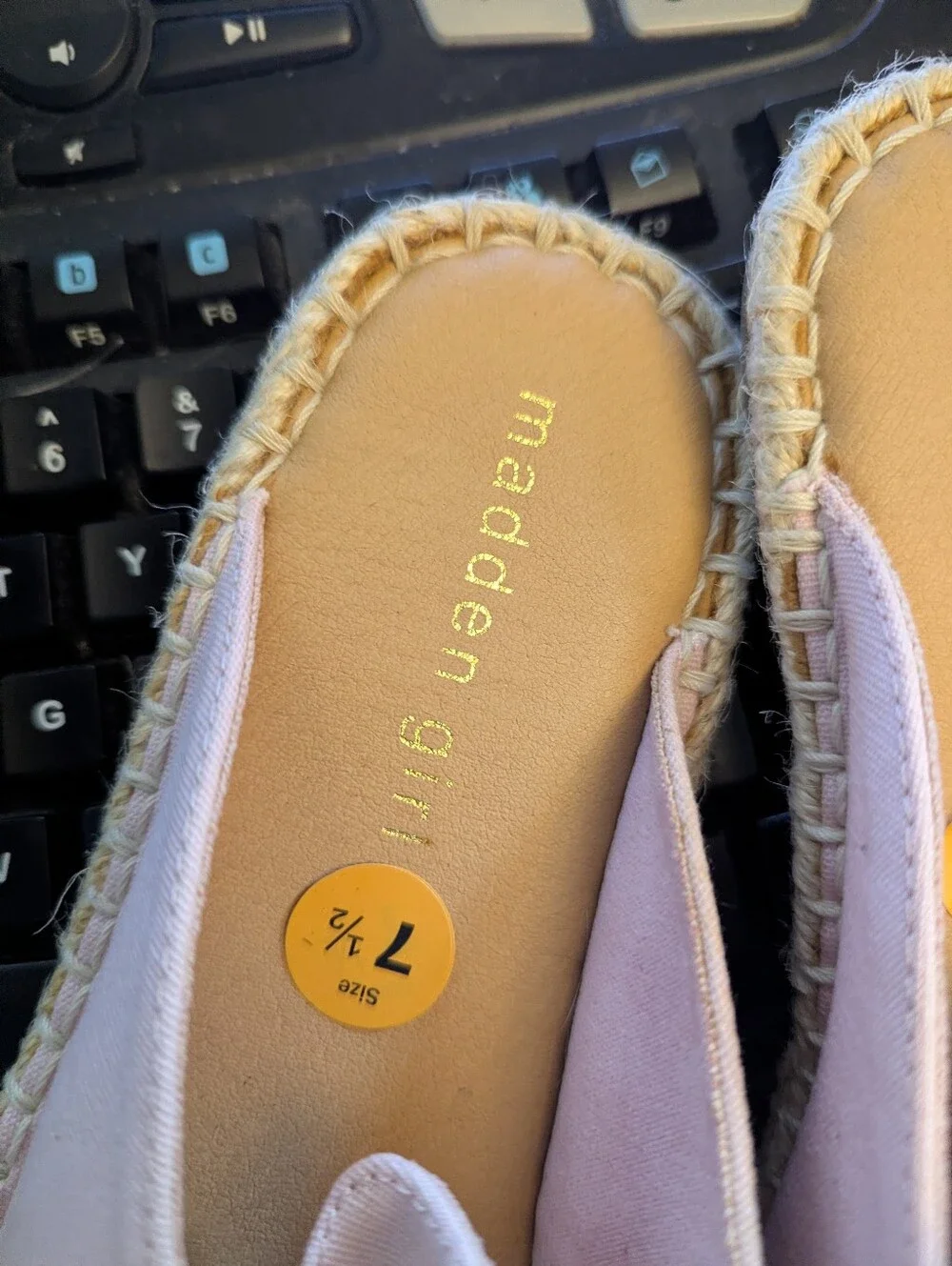 NWOT Madden Girl Pink Canvas Jute Trim Mules Sz 7.5